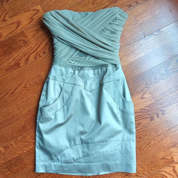 Womans strapless short dress - Picture 1 of 4